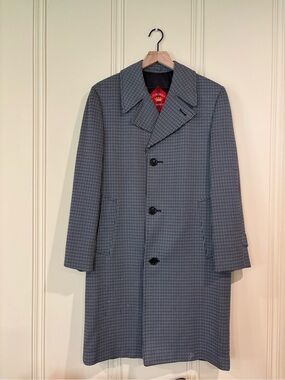 Classic Men’s Houndstooth Overcoat - Black & White